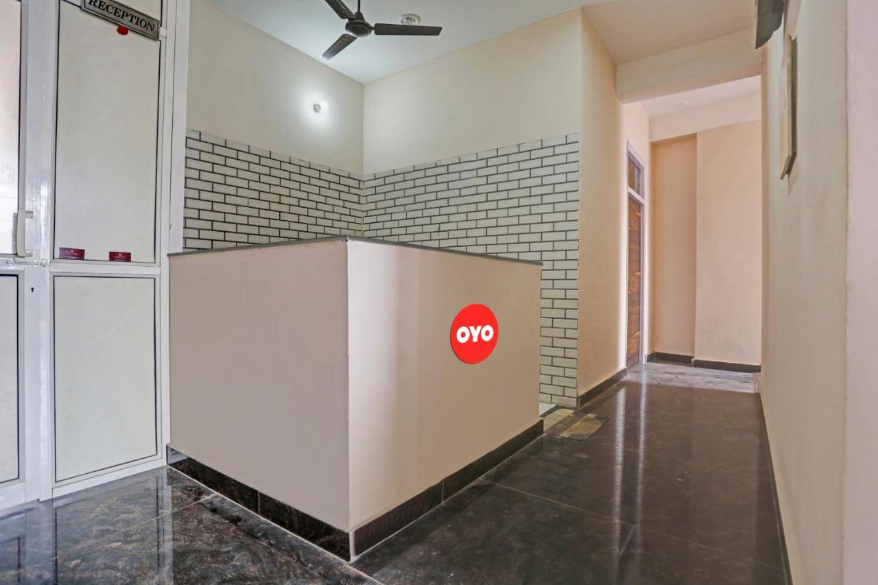 Hotel O Arya Residency Γκουργκάον Εξωτερικό φωτογραφία
