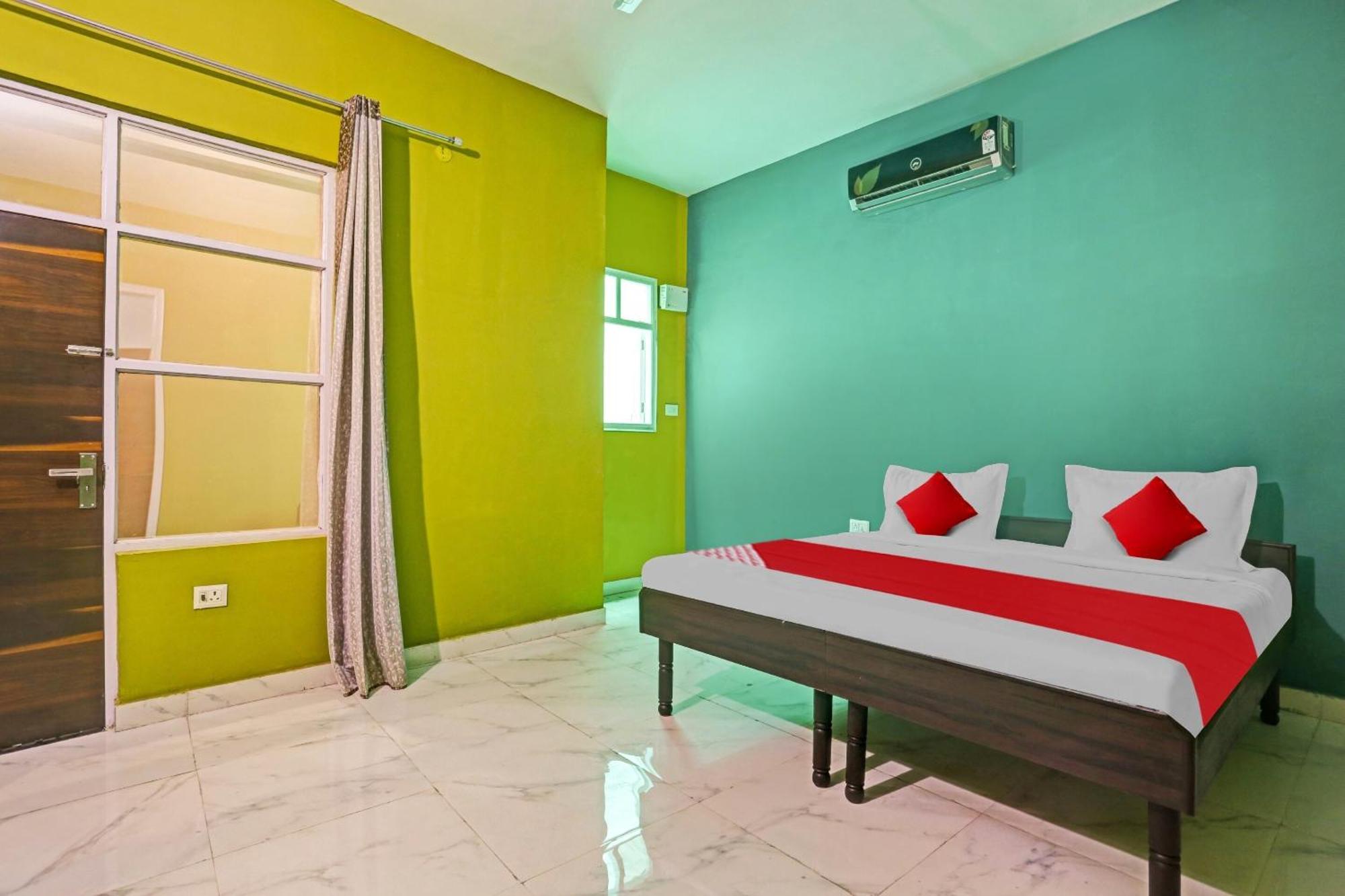 Hotel O Arya Residency Γκουργκάον Εξωτερικό φωτογραφία